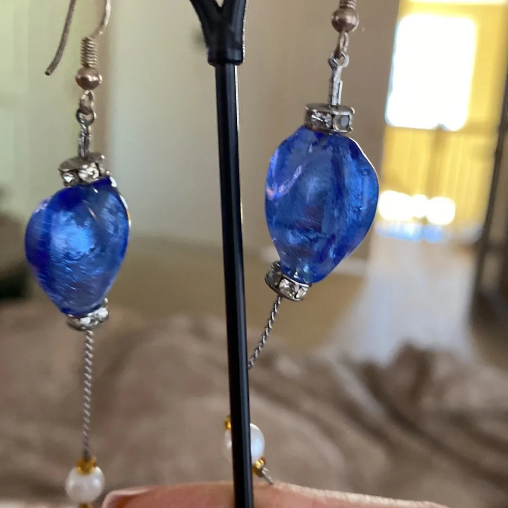 Blue Glass Handblown Italian Murano Glass Heart Earrings - Picture 5 of 6